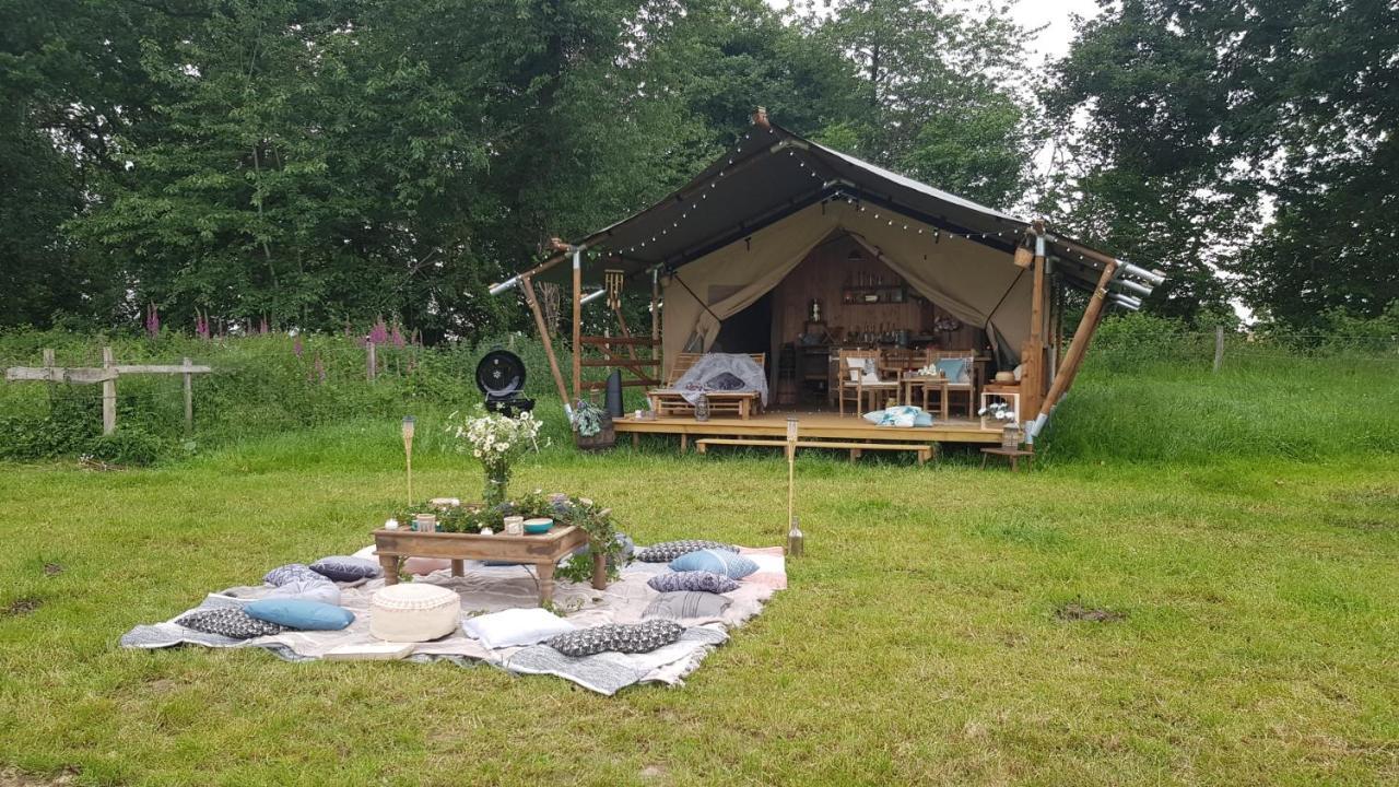 Glamping Des 2 Marguerites Hotel Bazoches-au-Houlme Exterior photo